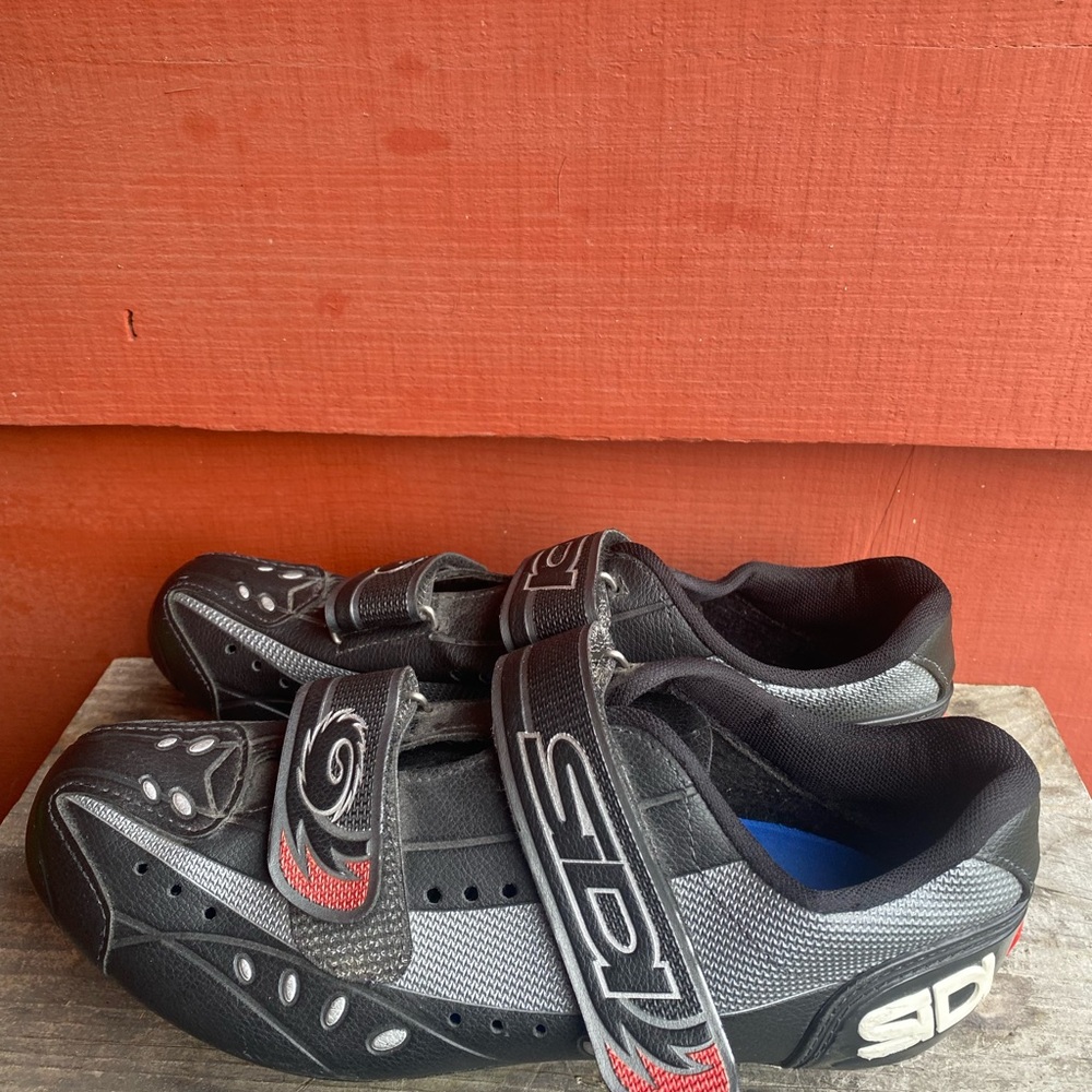 SIDI Raiden Men’s Black Red and Silver Cycling Bike Riding Shoes Size 41/8US
